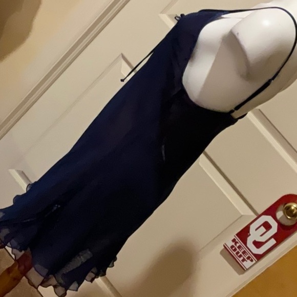 Frederick's of Hollywood Deep Blue Chemise maroon lining. Size Medium - Picture 4 of 11